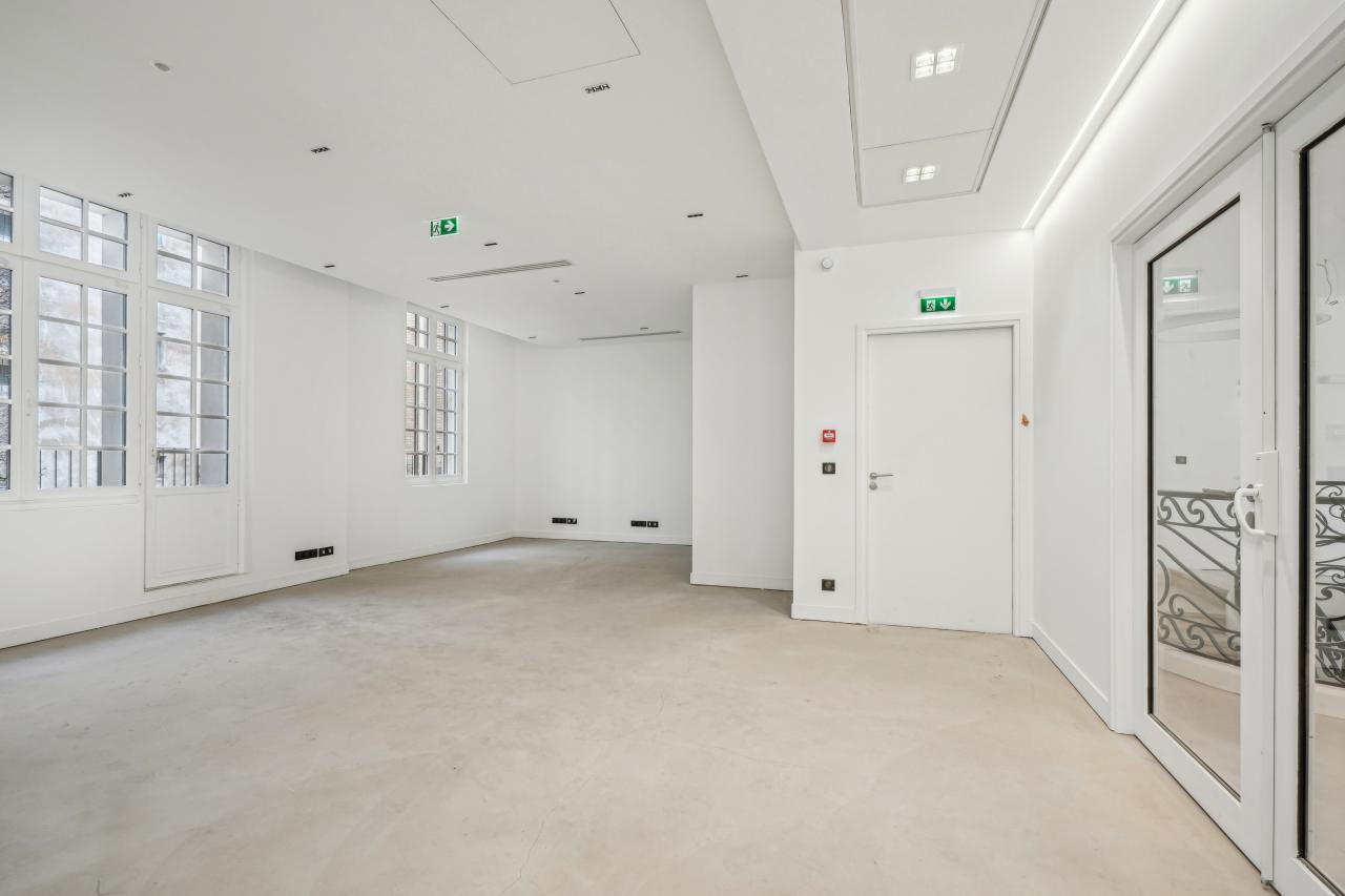 Bureau Paris 888m² Location bureau Paris OLBUR2315319 8